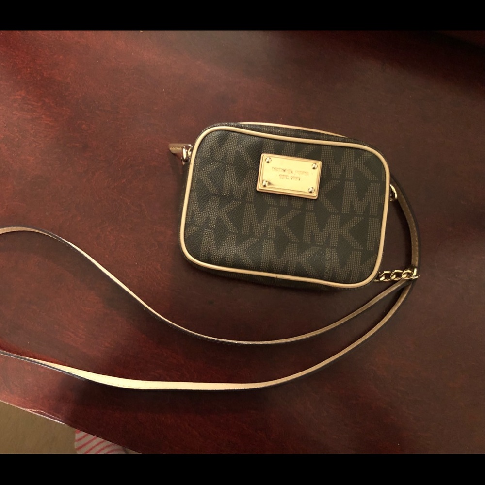 Michael Kors mini Crossbody